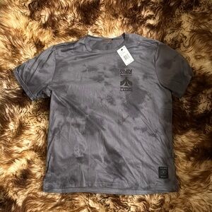 Gray Men's Size Large Roark T Shirt